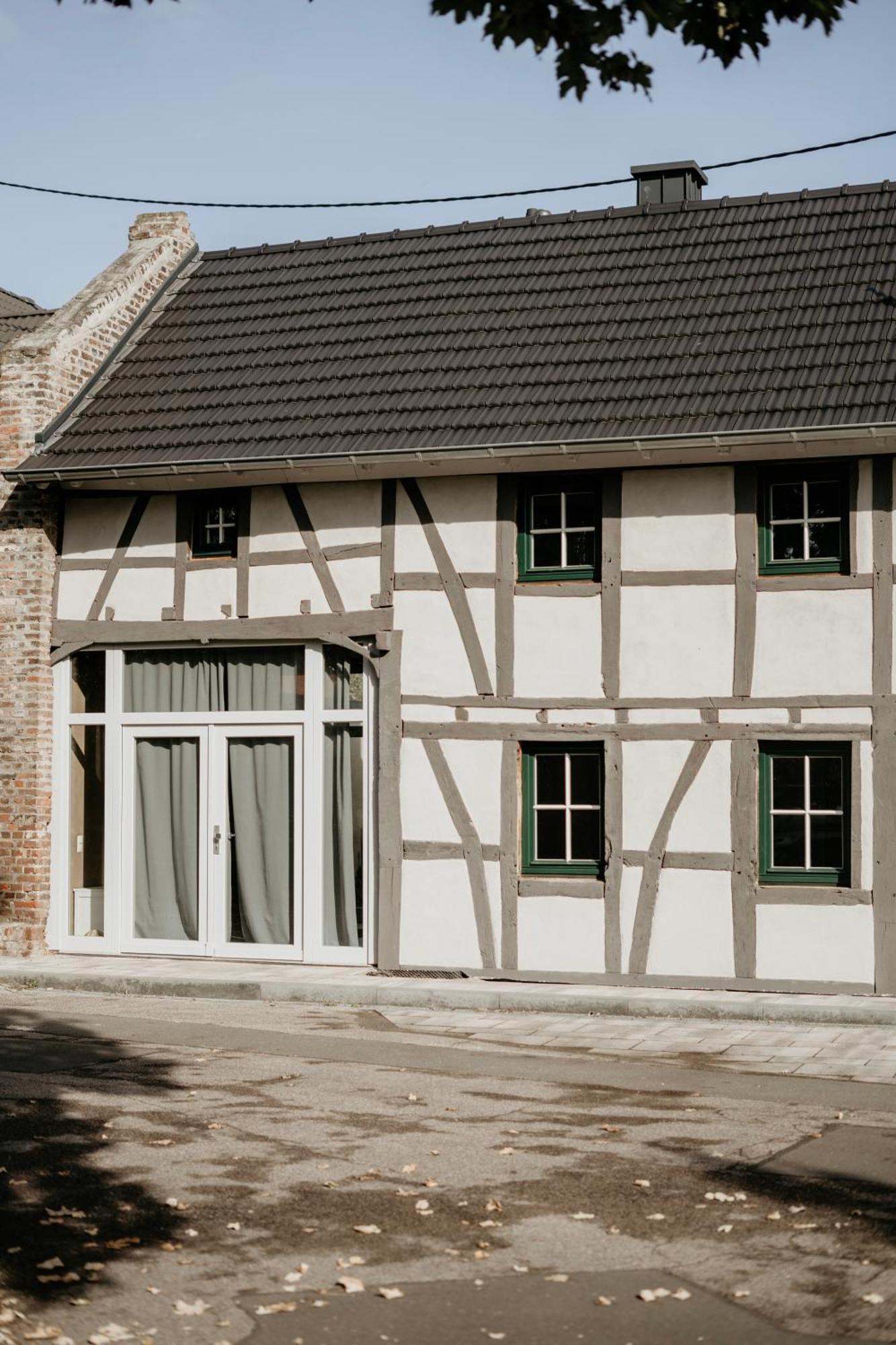 Modernisiertes Fachwerkhaus In Rheinbach Bei Bonn Villa Bagian luar foto