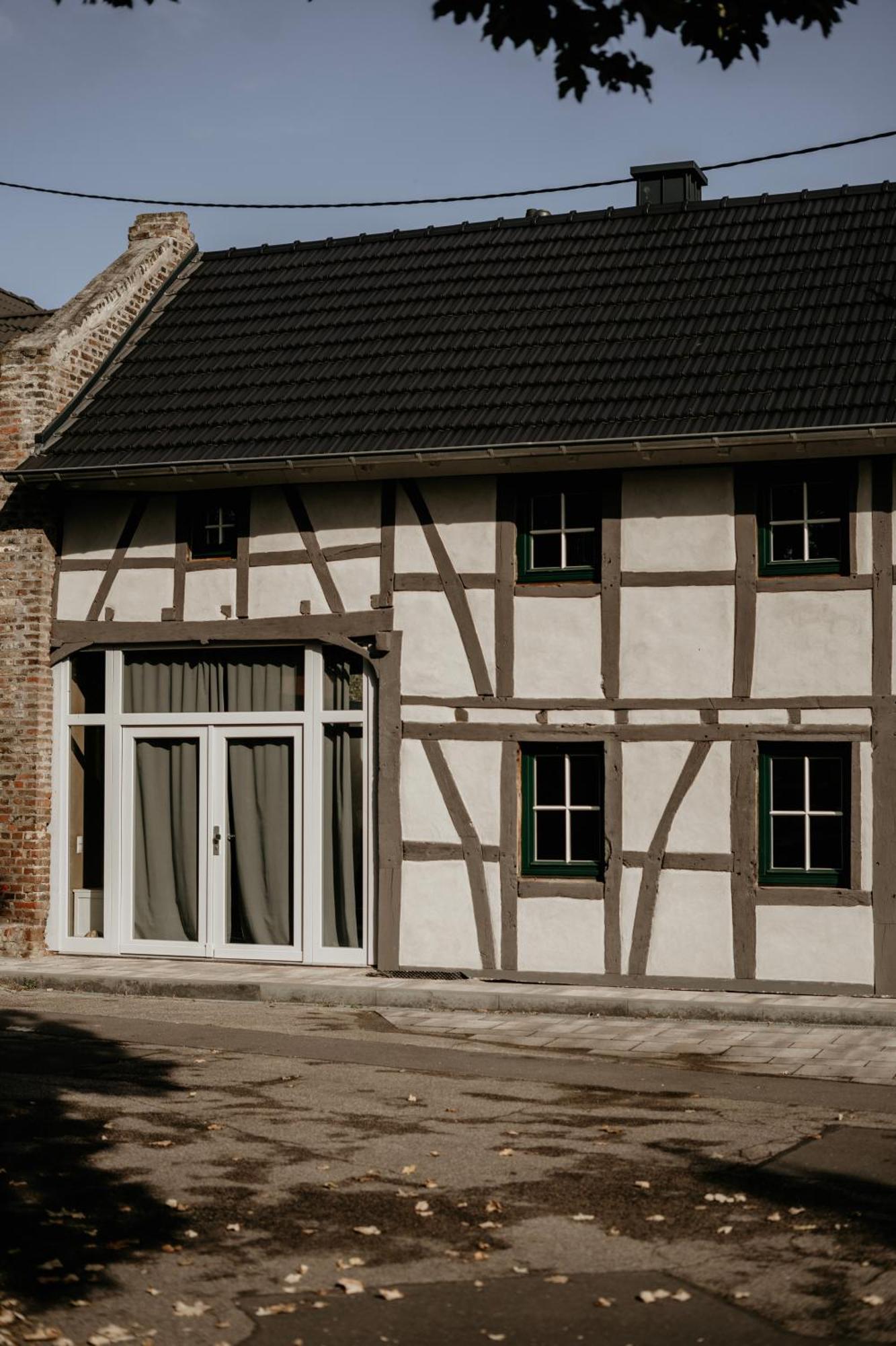 Modernisiertes Fachwerkhaus In Rheinbach Bei Bonn Villa Bagian luar foto